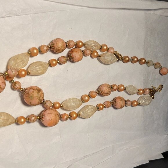 Rare Vintage Trafari Pink Bead, Iridescent White Beads, and Pink Faux Pearl Neck - Picture 5 of 5